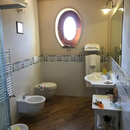 La Cantina Relais - Fattoria Il Cipresso Farm stay *