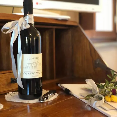 Farm stay La Cantina Relais - Fattoria Il Cipresso *